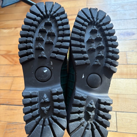 The Intentionally Blank Sz 9 HK-2 Croc Green Leather Loafer - Picture 9 of 11